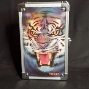 Vaultz 3D Tiger Box